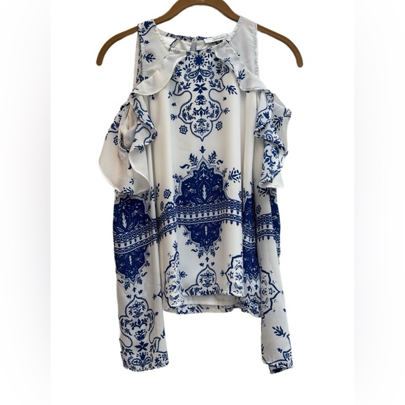 Lovers + Friends White and Blue Long sleeve ruffle shoulder cut out blouse, XS - Picture 2 of 7